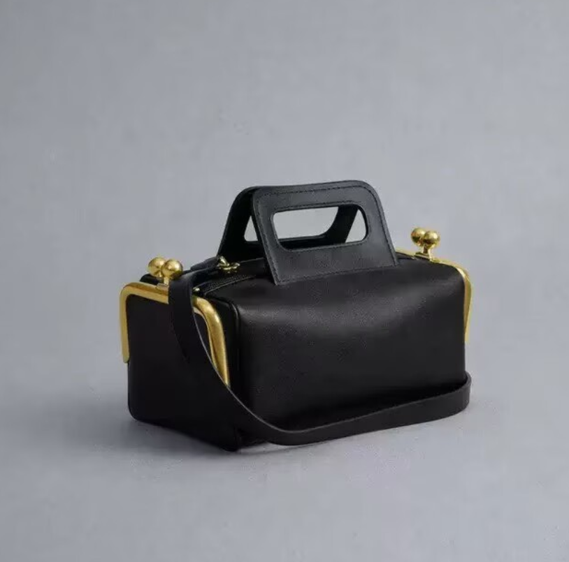 Mode Frankrijk Onderarmtas voo - Travel Accessories Luxury recensie en prijs